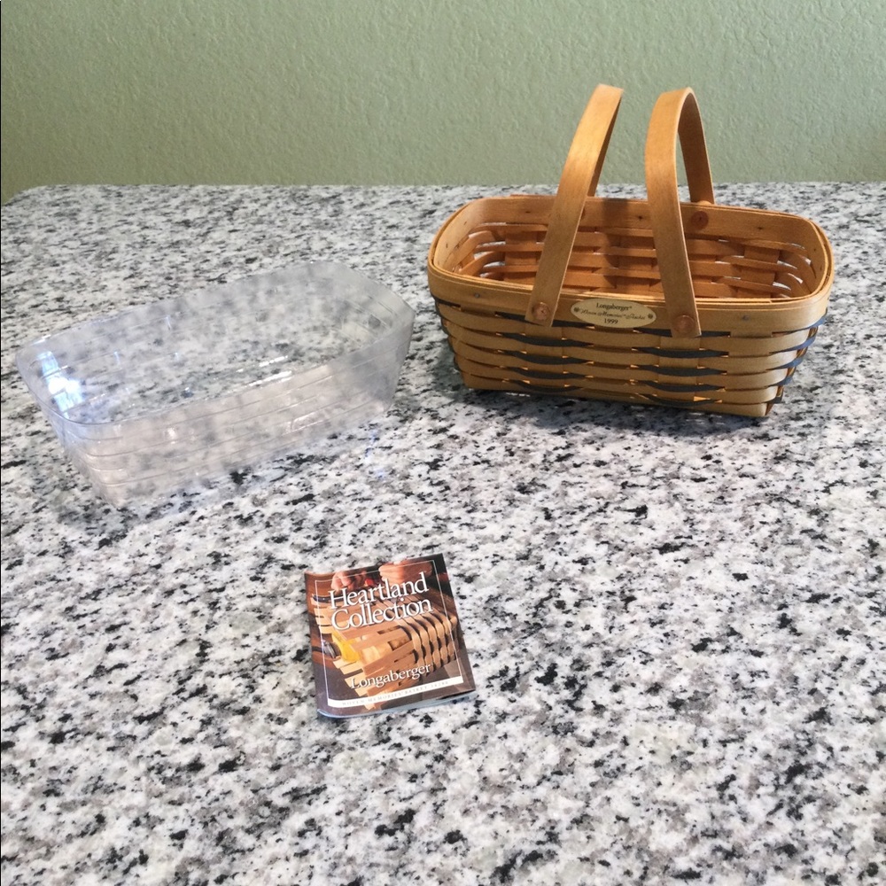 1999 Longaberger Woven Memories Basket